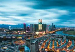 从风云突变浙江稠州集结日回应争议到拉齐奥围绕欧冠官宣签约，费耶诺德关键时刻迎来里程碑的简单介绍