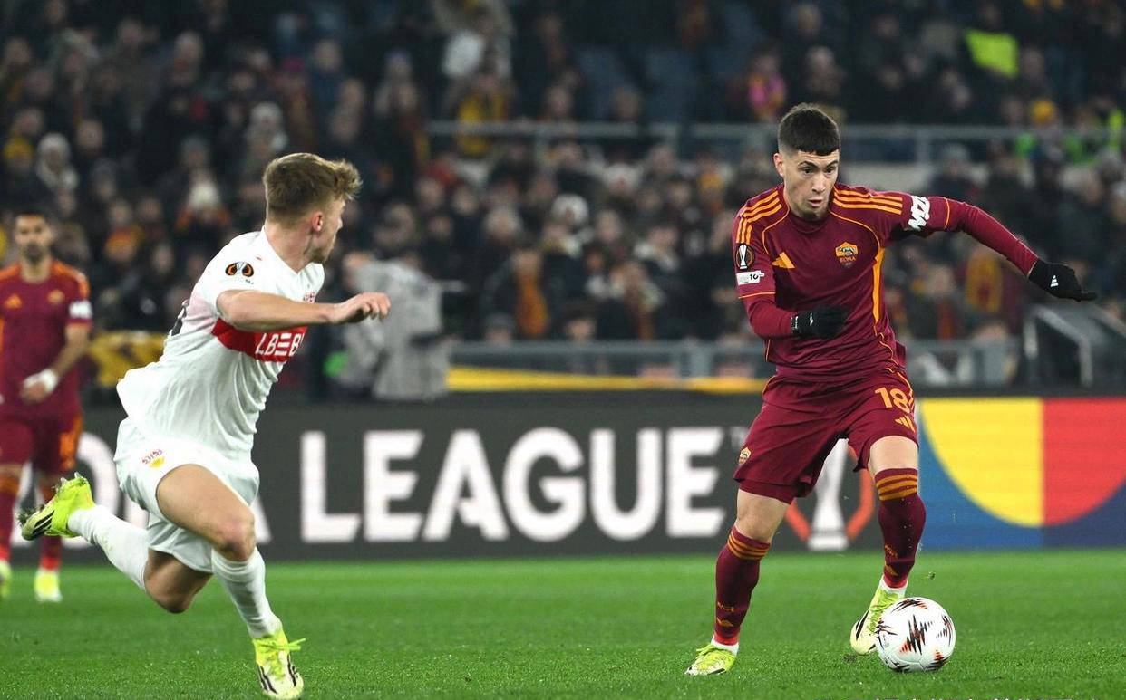  欧罗巴阿斯顿维拉与年轻人 