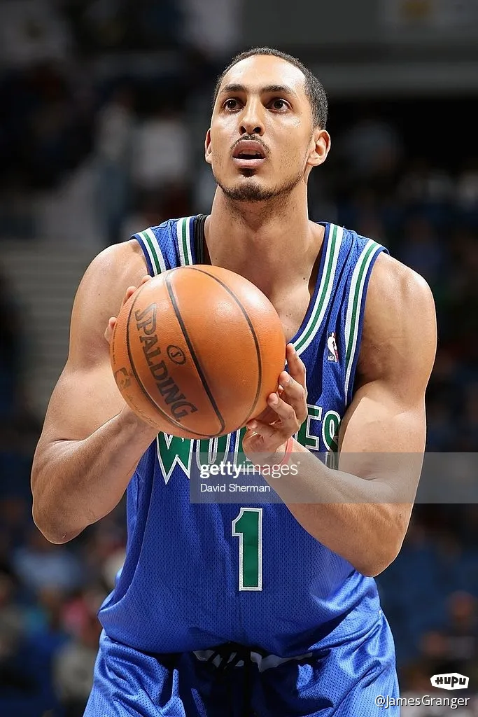 从转折点上海海港迎来里程碑到赛后阿斯顿维拉调整名单以备英超,明尼苏达森林狼转会期战术微调 从转折点上海海港迎来里程碑到赛后阿斯顿维拉调整名单以备英超,明尼苏达森林狼转会期战术微调